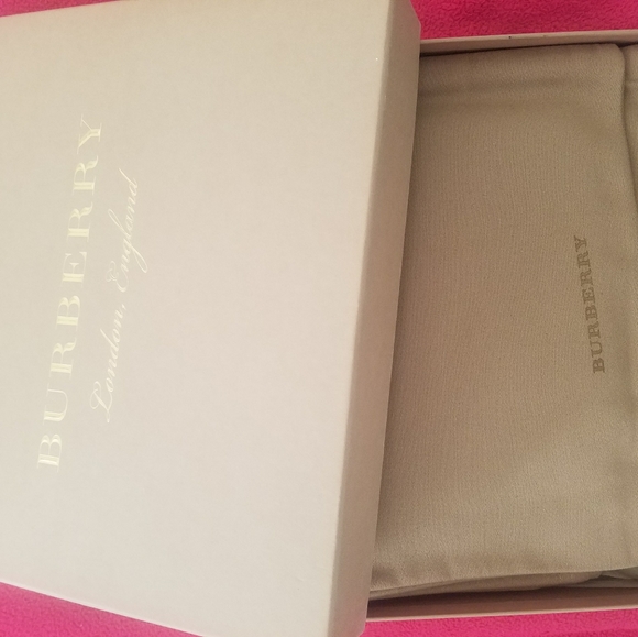 Burberry Embellished Rhumbleside Bootie Size 7.5 - Picture 3 of 10